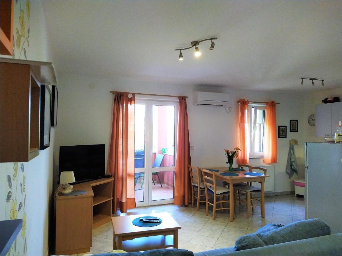 No Stress On Cres Apartment Bagian luar foto
