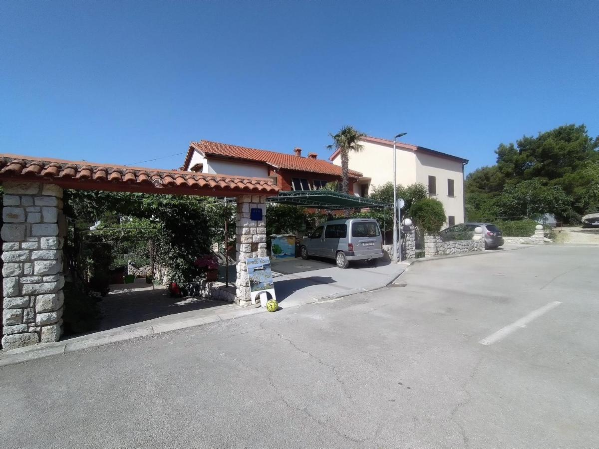No Stress On Cres Apartment Bagian luar foto