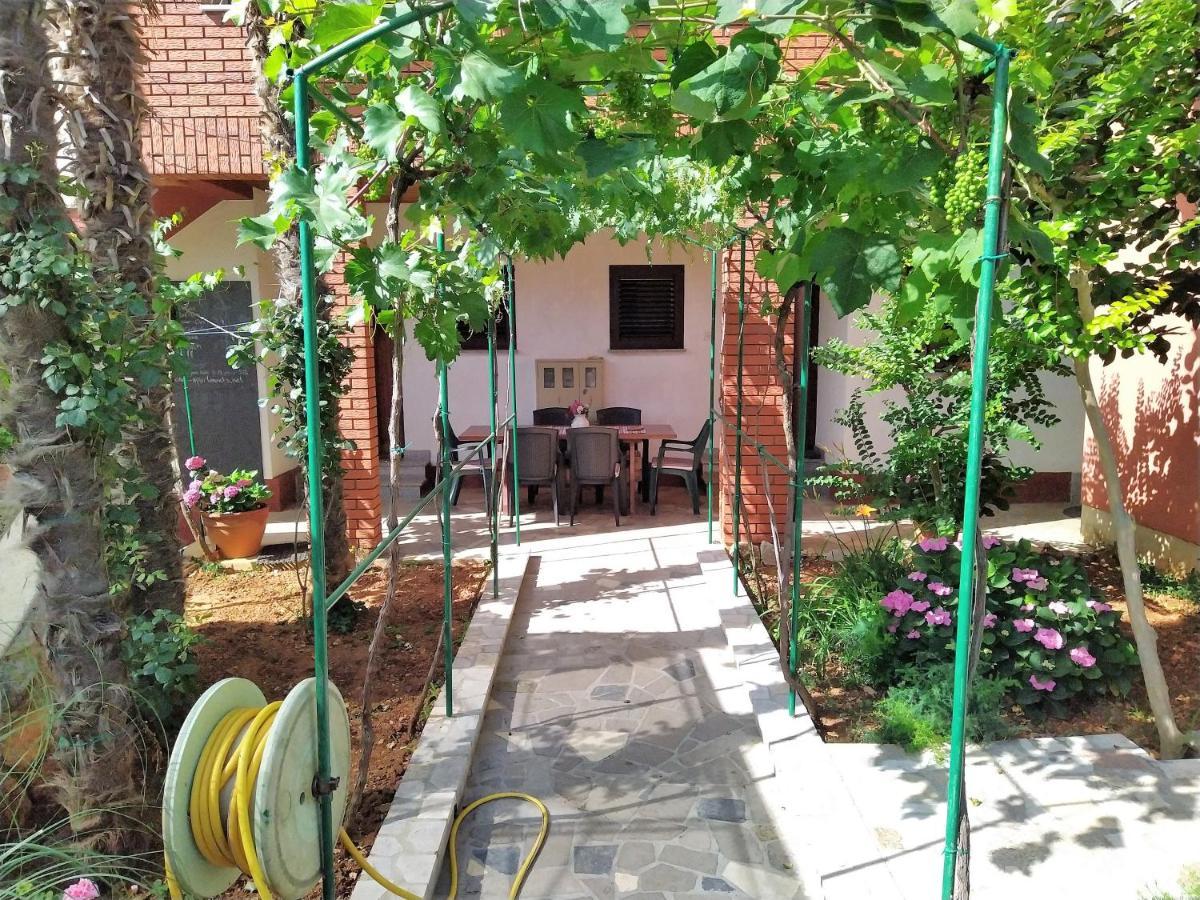 No Stress On Cres Apartment Bagian luar foto
